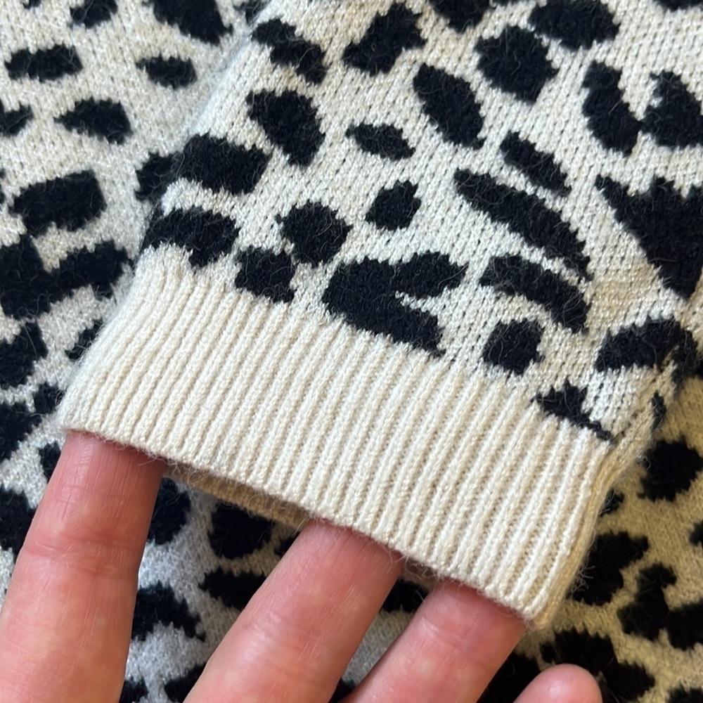 RACHEL PARCELL Crewneck Leopard Print Knit NWT Size Medium - Picture 4 of 13